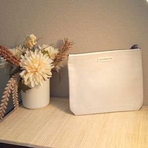 SUGARBOO&CO. Cream Canvas Cosmetic Bag With Leather Zipper Pull